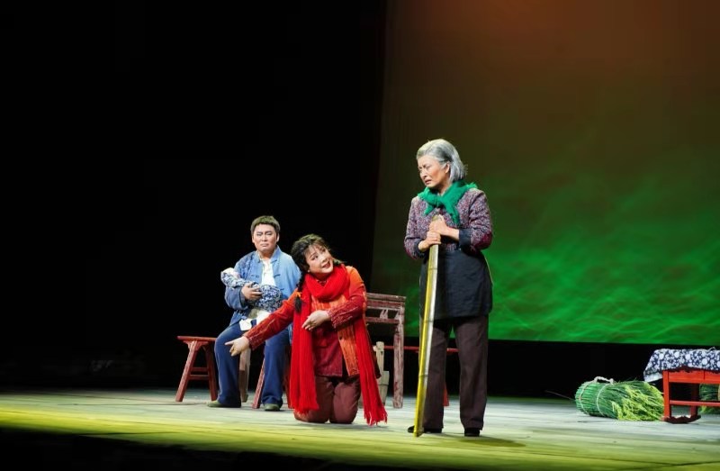 7ed982696d264427856921ca6837775c.jpg 7ed982696d264427856921ca6837775c.jpg