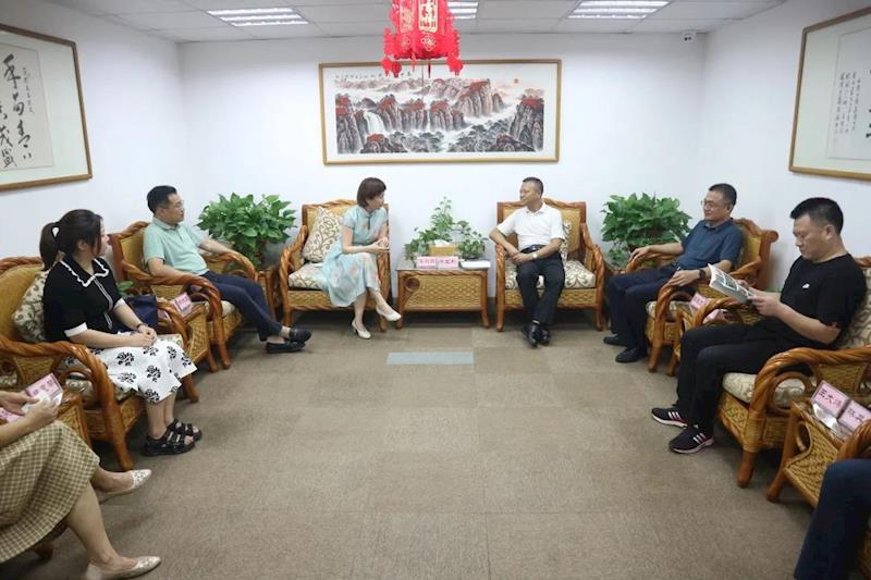 4090c079f6f5488d928498844a158b2e.jpg 4090c079f6f5488d928498844a158b2e.jpg