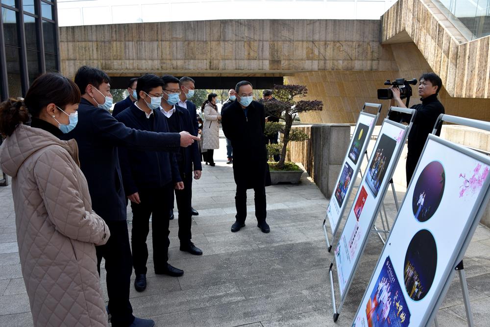 8e136b414cef4e5c925179e2fc5f7ed0.jpg 8e136b414cef4e5c925179e2fc5f7ed0.jpg