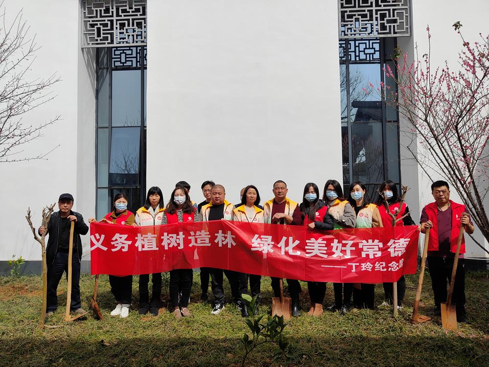 3b94fb4775df4faba7126fa04ea51f37.jpg 3b94fb4775df4faba7126fa04ea51f37.jpg