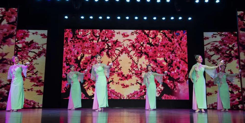 4c3df3bbe4764278ba50eae2fe5ae7ed.jpg 4c3df3bbe4764278ba50eae2fe5ae7ed.jpg