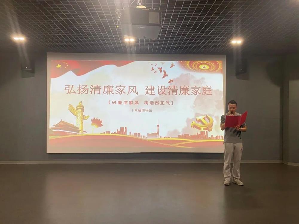 f5fdc7c0a0214a97a1c609c98d097813.jpg f5fdc7c0a0214a97a1c609c98d097813.jpg