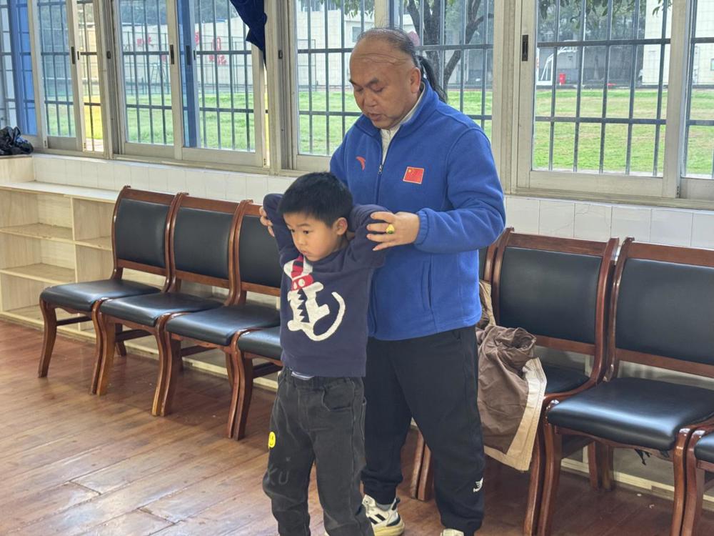 eff0d5957839434c2fa919e570a0c98c