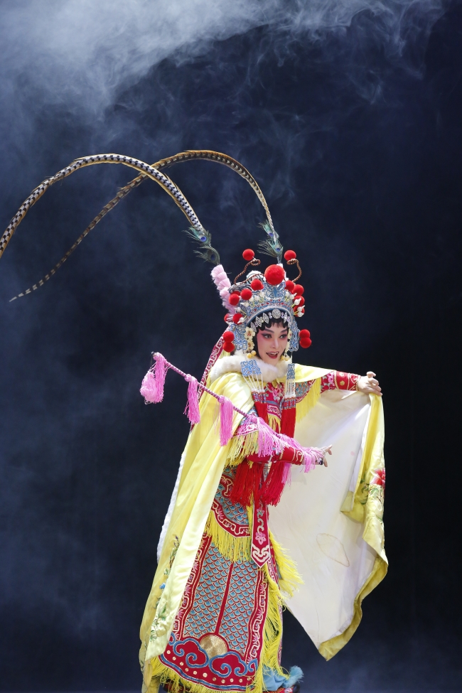 张莉 程咬金招亲.jpg